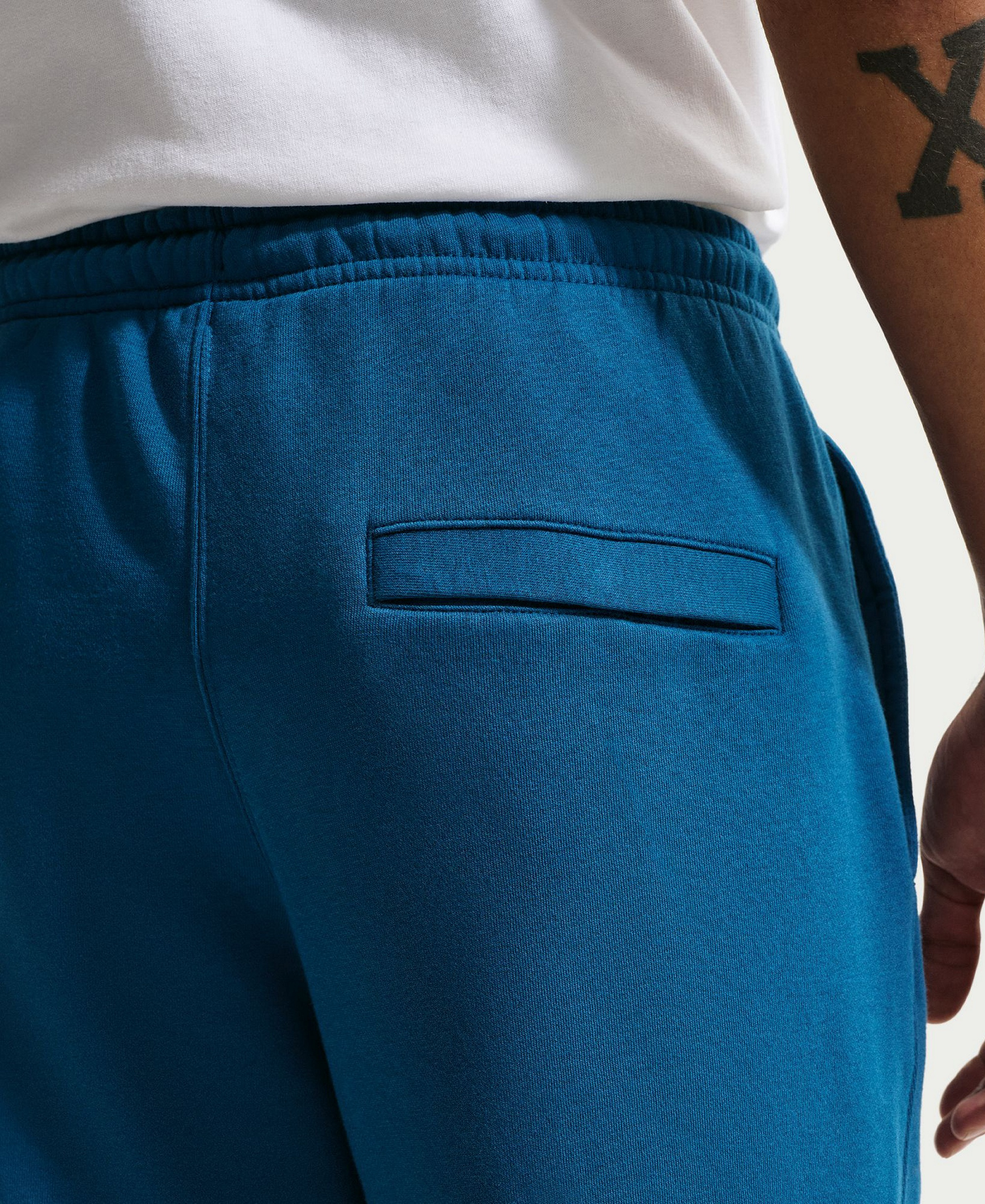 Nike Men's Sportswear Club Drawstring Jogger Pants - Court Blue/Lite Khaki