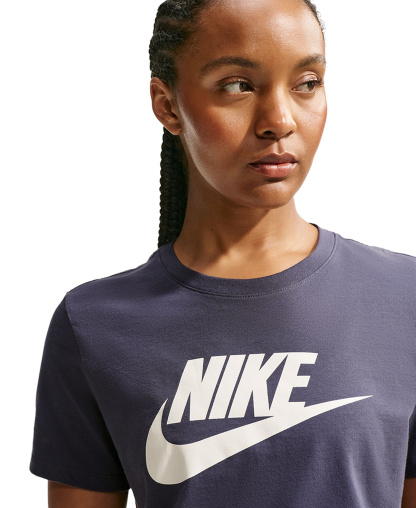 Nike Women's Sportswear Essentials Logo T-Shirt - Gridiron/sail