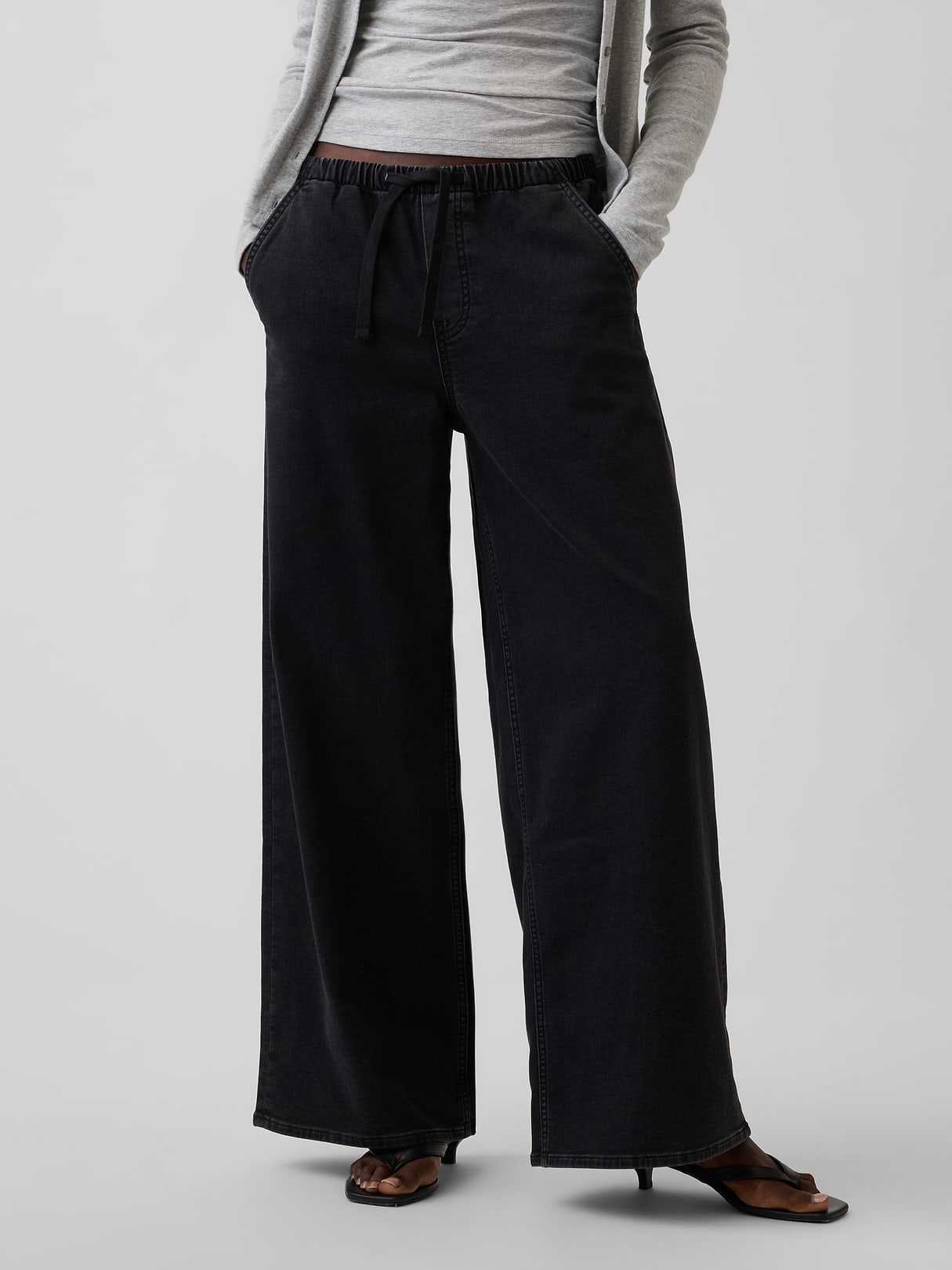 Mid Rise UltraSoft Easy Baggy Jeans - Black wash