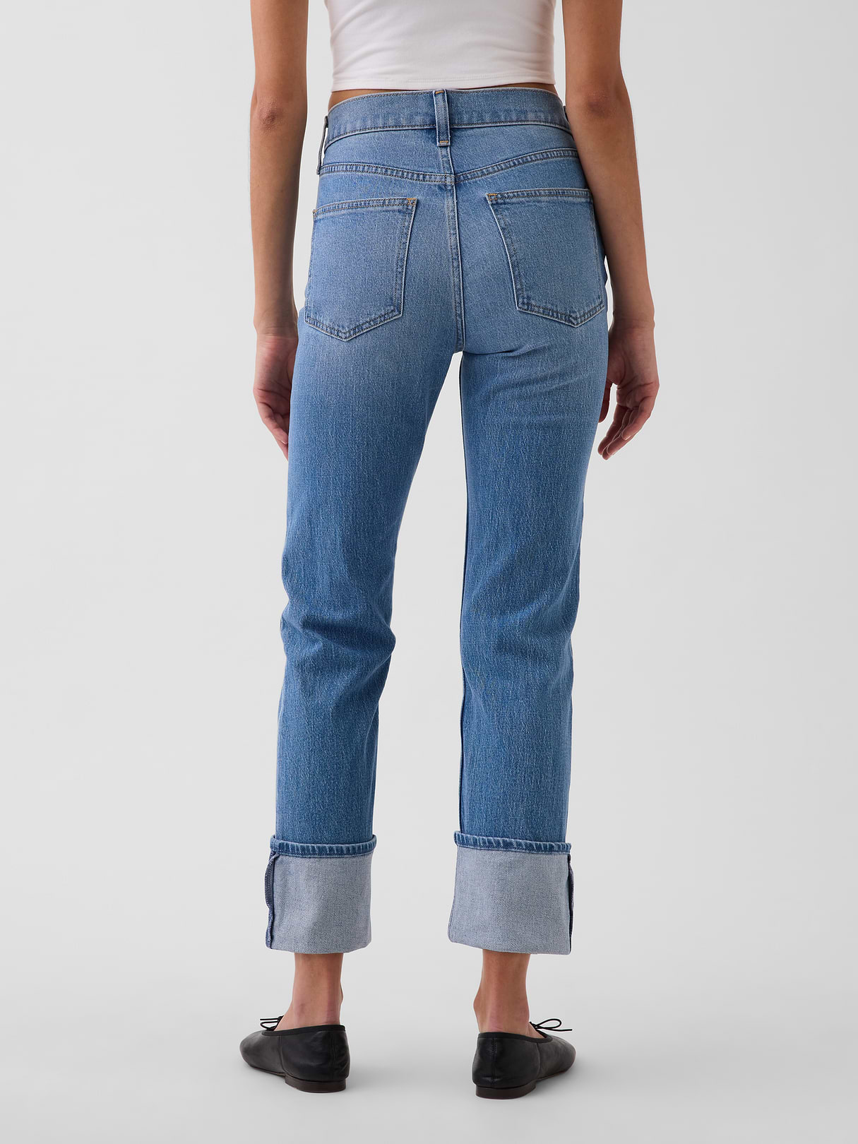 High Rise ’90s Slim Straight Crop Jeans - Medium wash