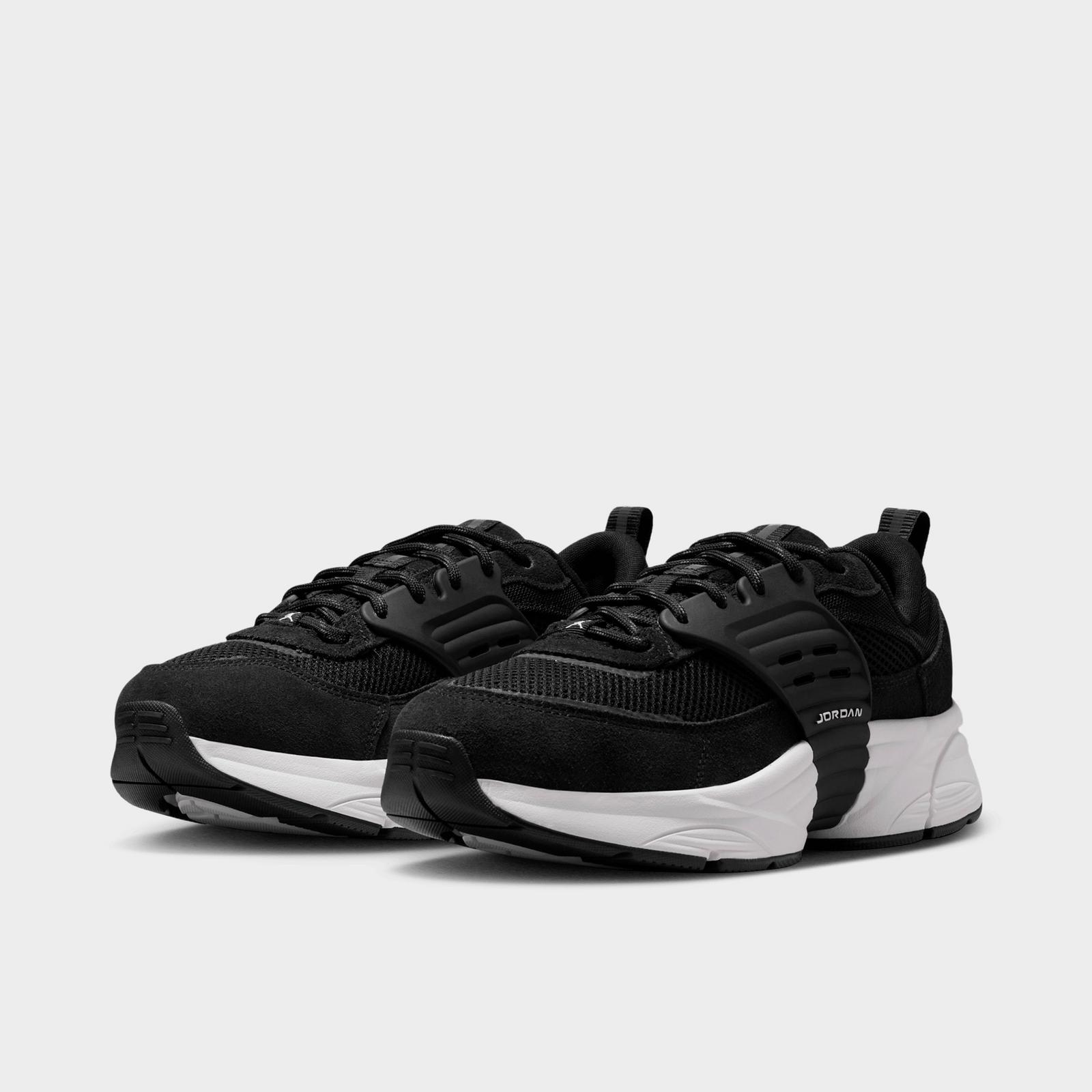 Men's Jordan Trunner O/S Casual Shoes - Black/White - view 2