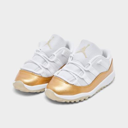 Kids' Toddler Air Jordan Retro 11 Low Basketball Shoes - White/Metallic Gold/Team Gold - view 2