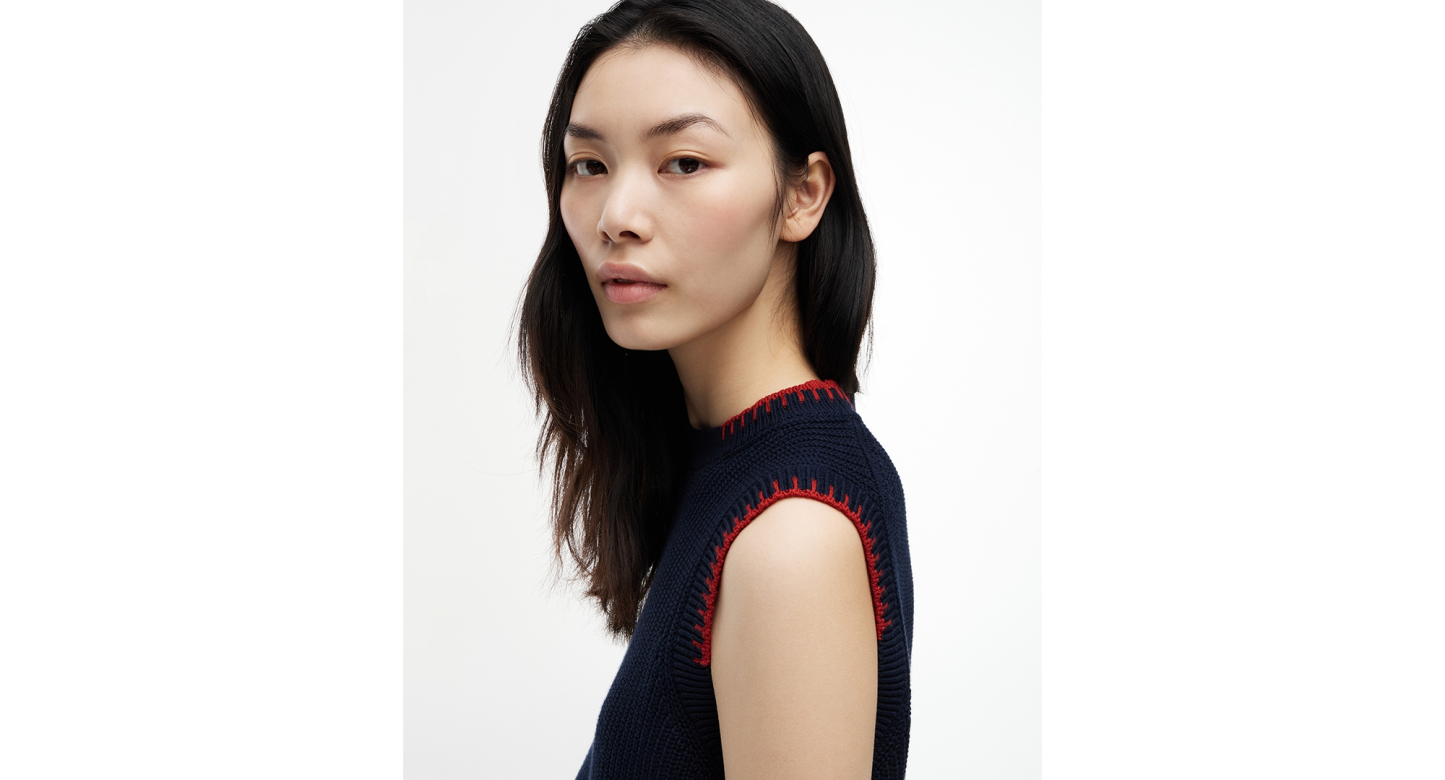 Tommy Hilfiger Women’s Crochet Detail Crewneck Sleeveless Vest - Dark Night Navy