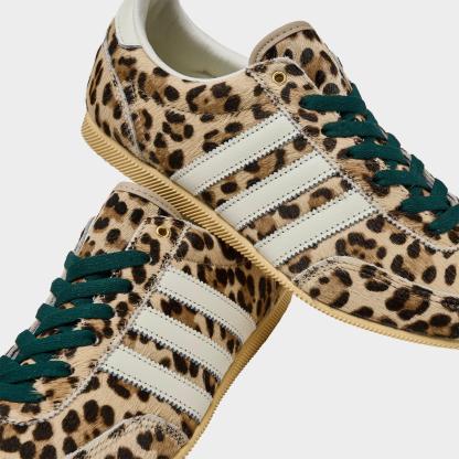 Women's adidas Originals Japan Casual Shoes - Part 2 - Magic Beige/Ivory/Aurora Ivy - Detail shot