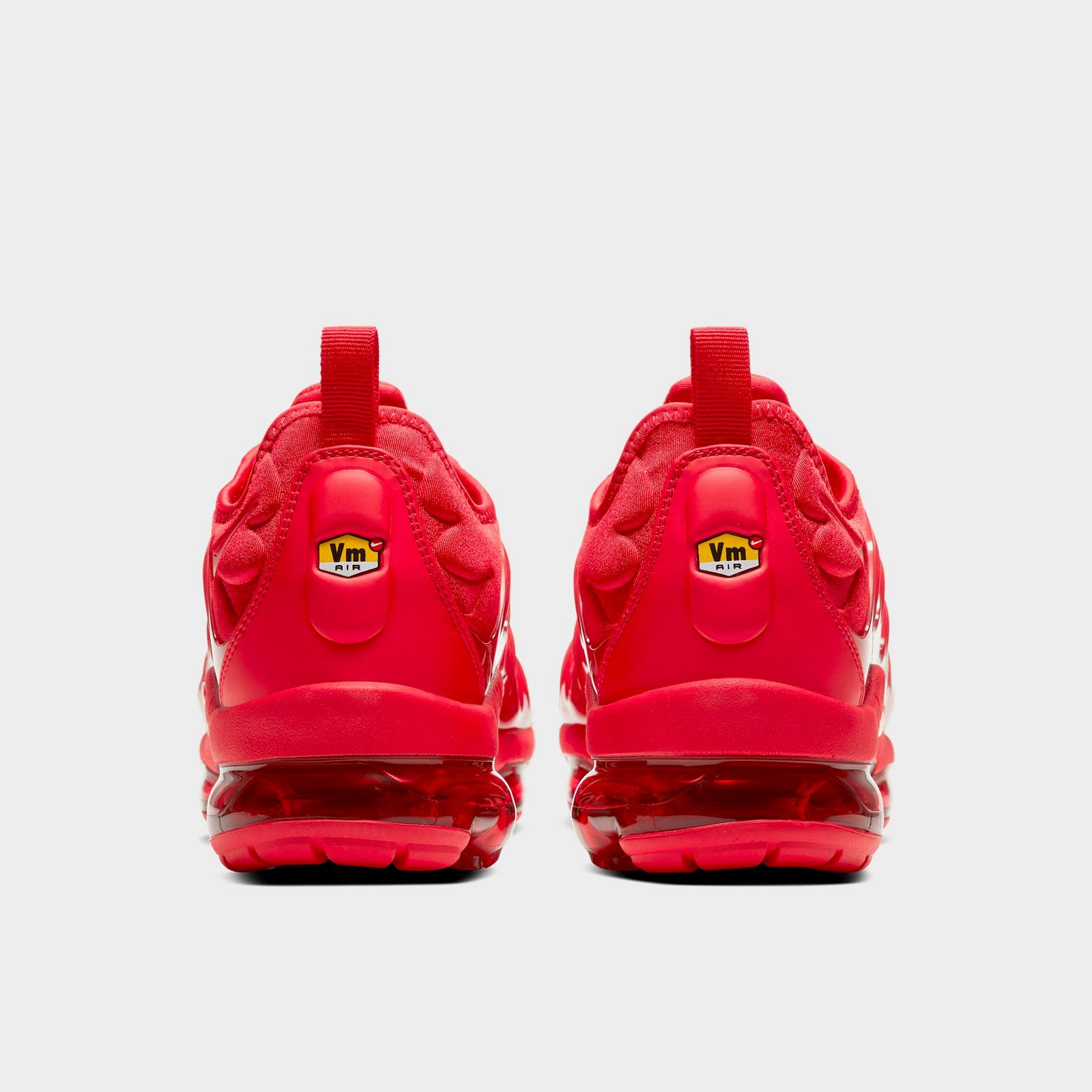 Men's Nike Air VaporMax Plus Running Shoes - University Red/University Red