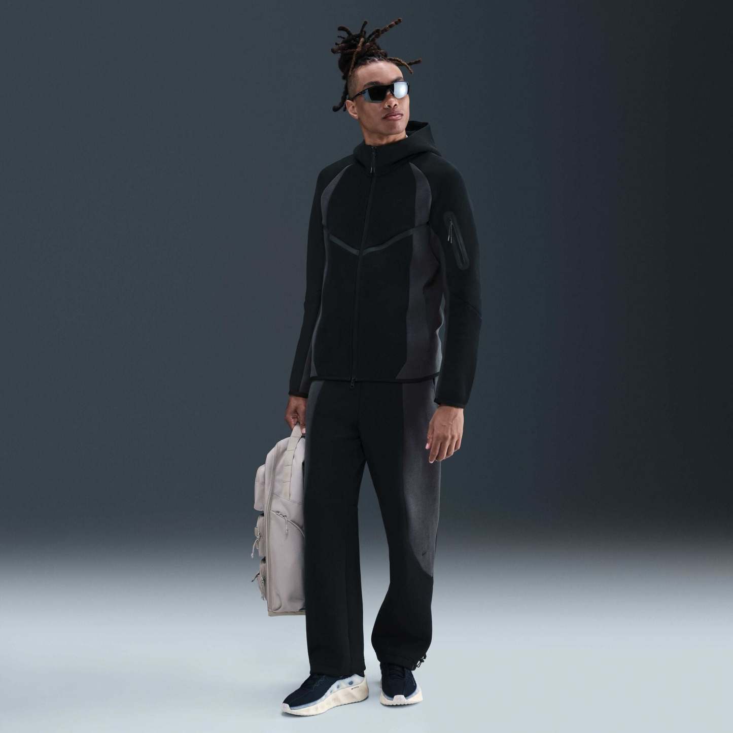 Nike Tech Men's Colour-Block Open-Hem Fleece Trousers - Black/Anthracite/Black