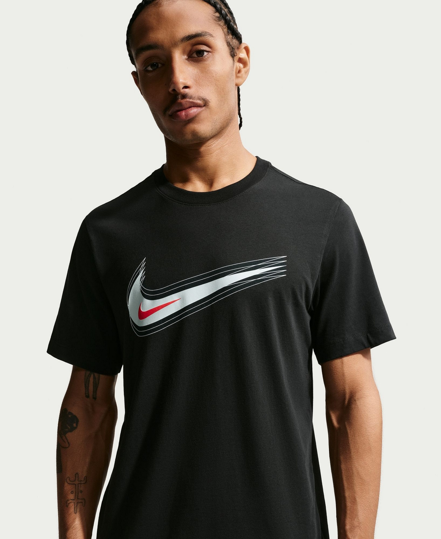 Nike Men's Swoosh Logo Crewneck T-Shirt - Black/Photon Dust