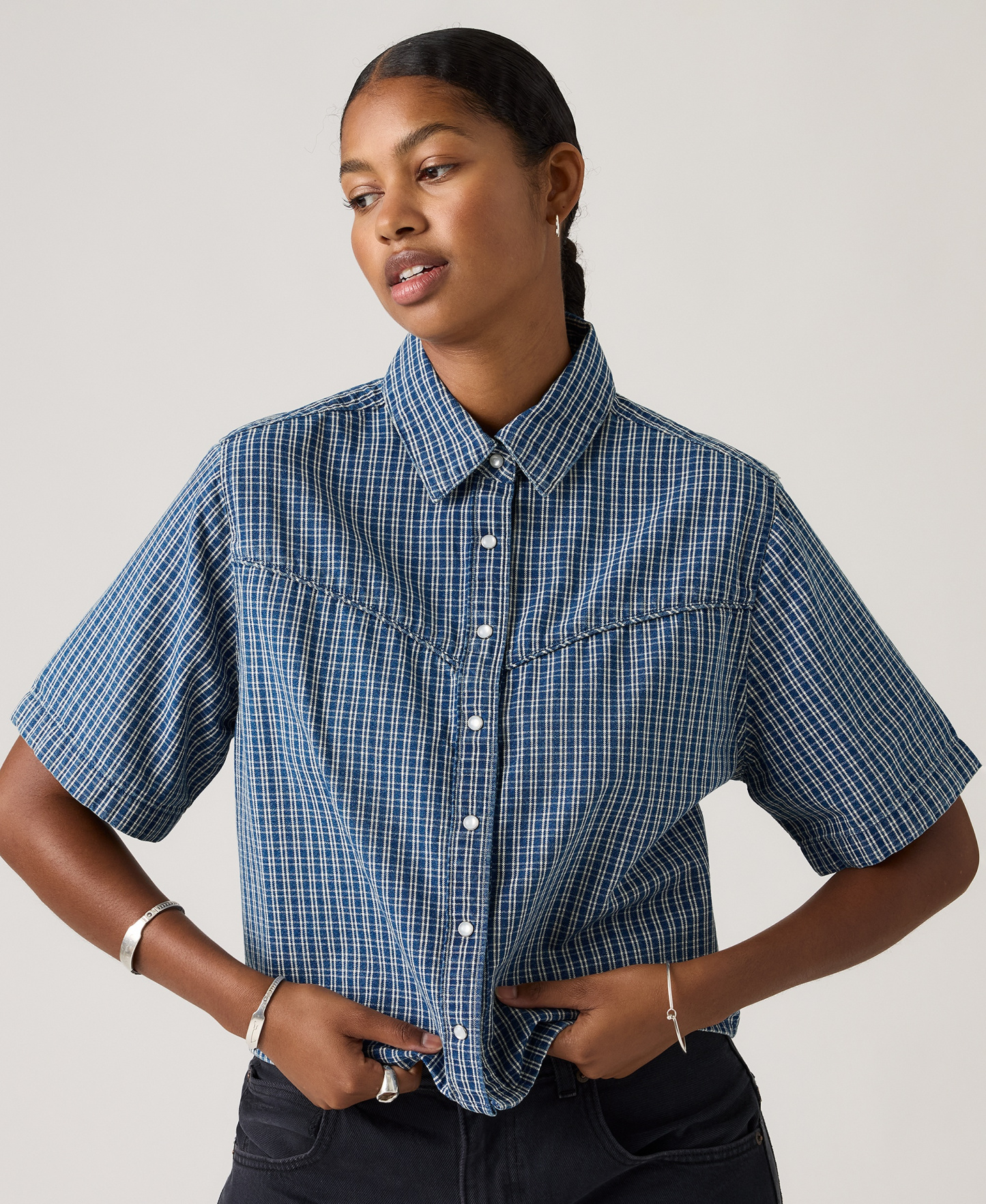 Levi's Premium Women's Logan Short-Sleeve Cropped-Fit Denim Shirt - Little Tiny Windows