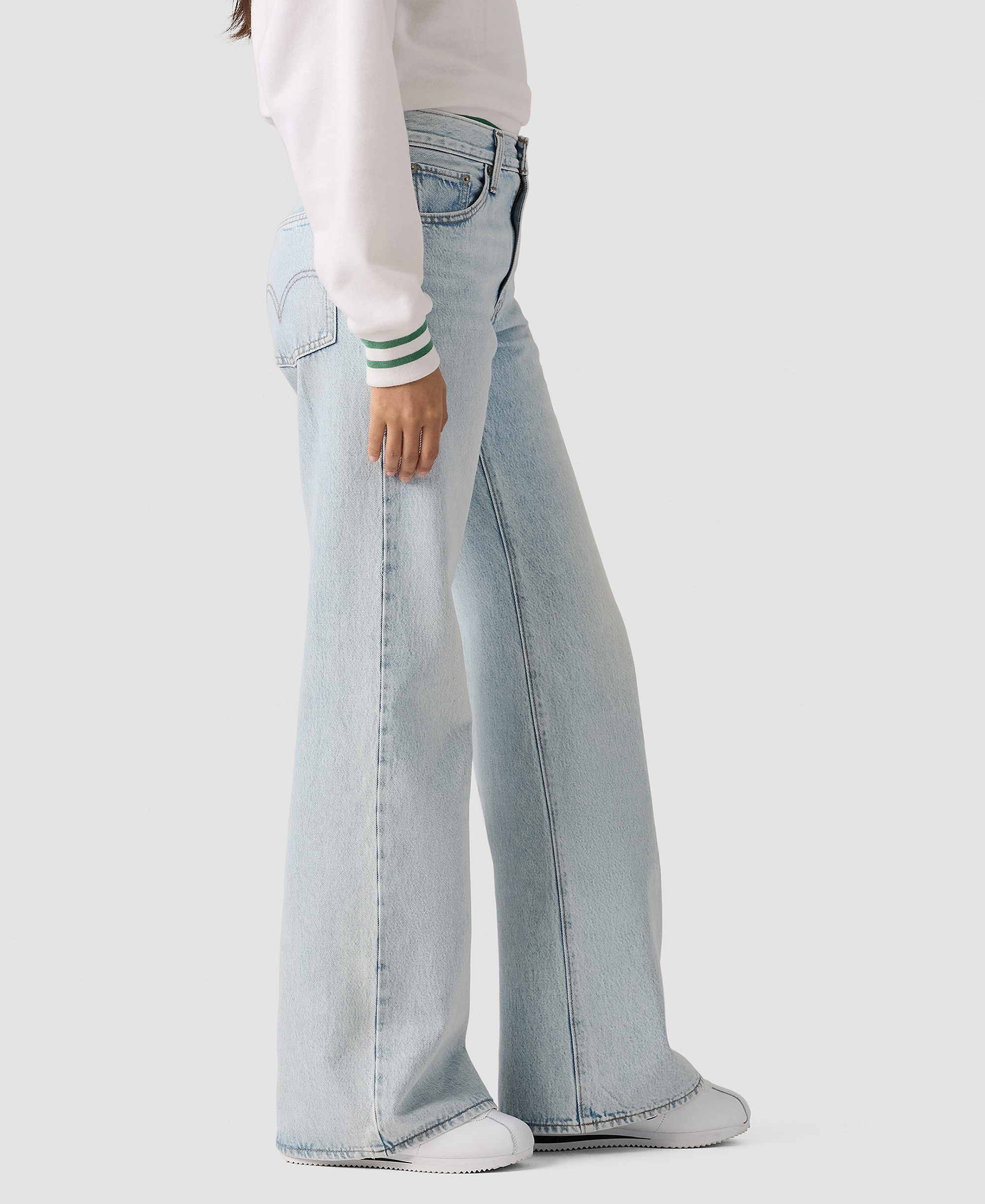 Levi's Women's Middy Loose Mid Rise Bootcut Jeans - Abraided