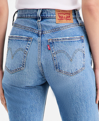 Levi's Women's 501 Curve High-Rise Straight-Leg Jeans - Play On Ref