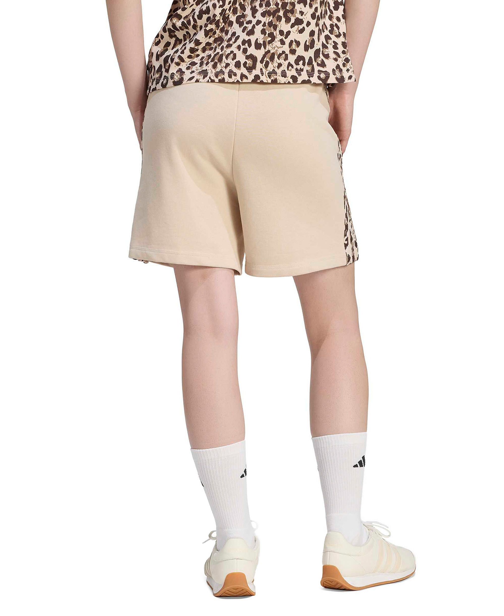 adidas Women's Seasonal Essentials 3-Stripes Printed Shorts - Crystal Linen/Multicolor/Mrystal Linen