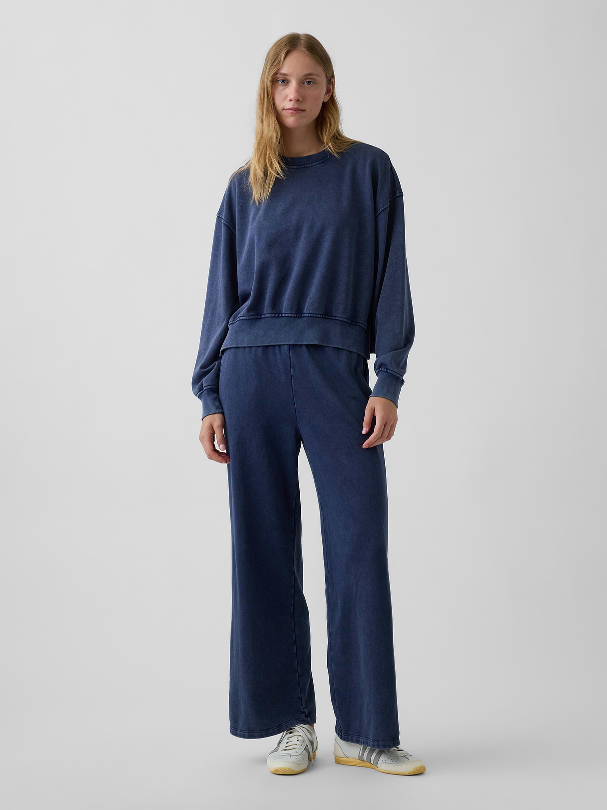 VintageSoft Terry Oversized Wedge Side-Slit Sweatshirt - Tapestry navy blue wash