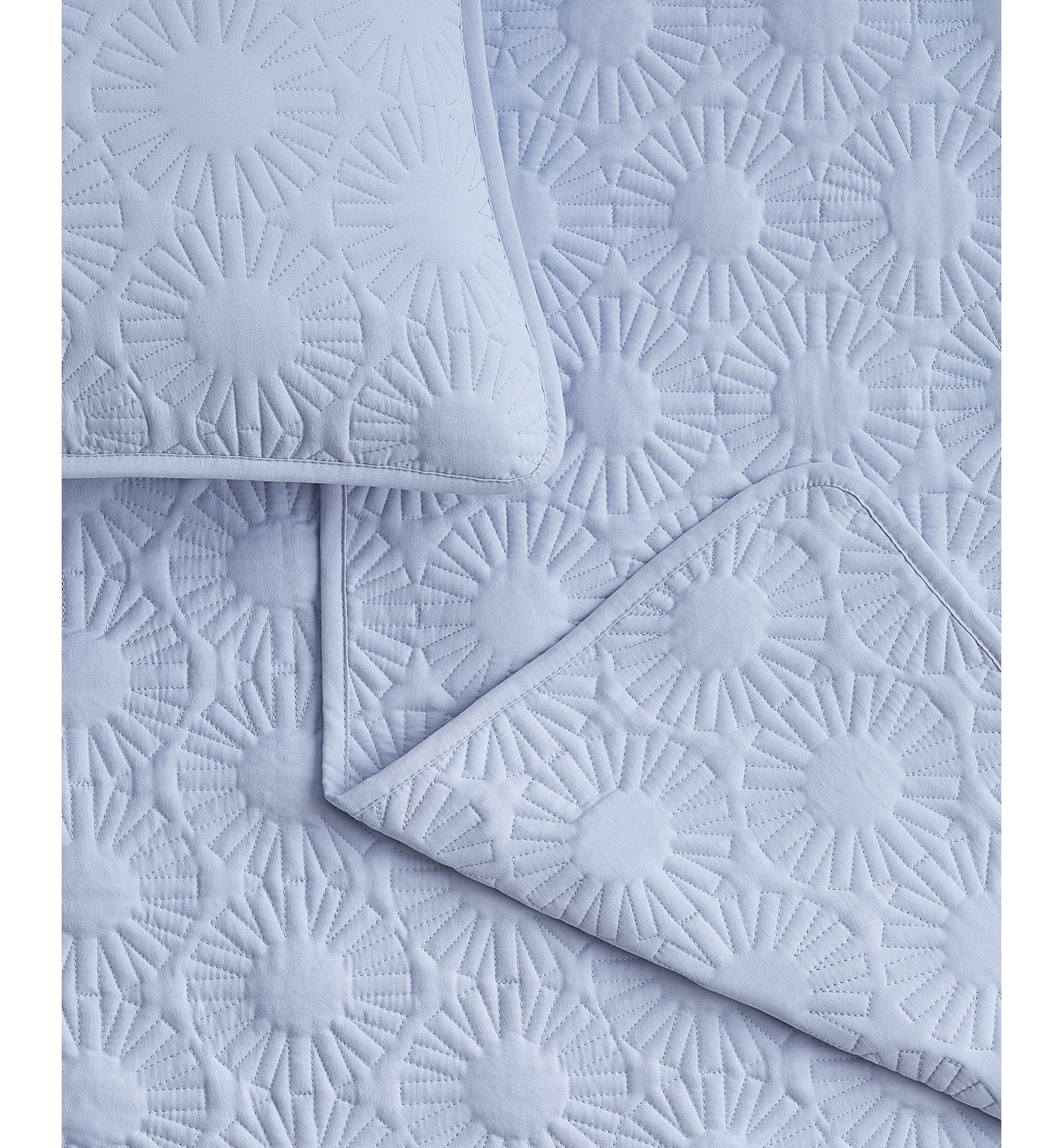 UGG® Devon Sun Logo Quilt Set - Misty Wisteria