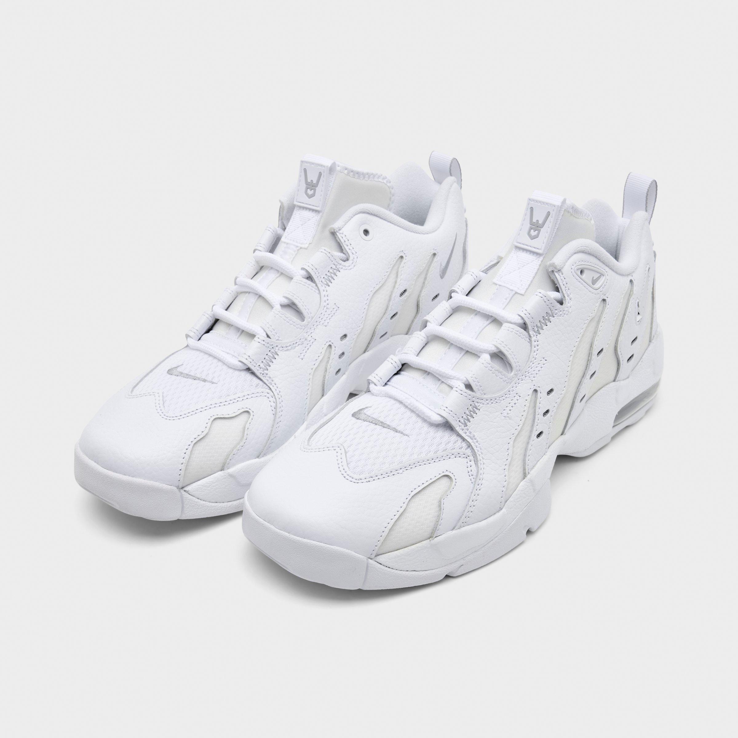Men's Nithtke Air DT Max '96 Low Casual Shoes - White/Metallic Silver/White/Light Smoke Grey - Both shoes facing left