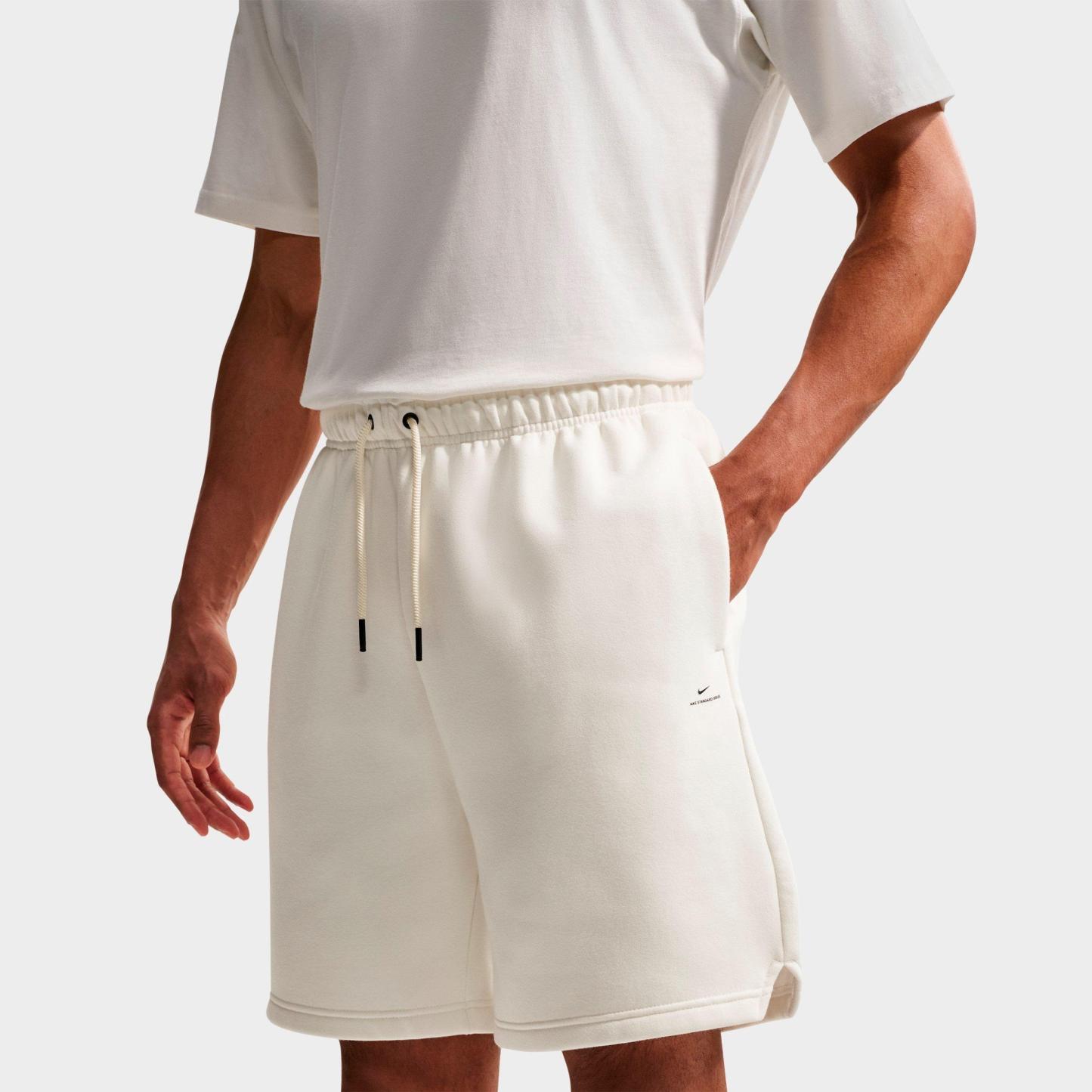 Men's Nithtke Standard Issue Therma-FIT 8" Brushed Fleece Basketball Shorts - Sail/Pale Ivory