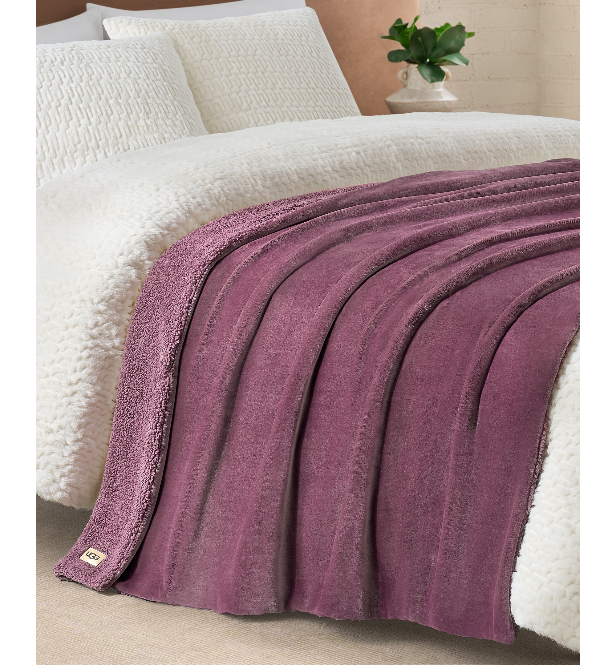 UGG® Avery Reversible Throw, 50" x 70" - Dusty Orchid