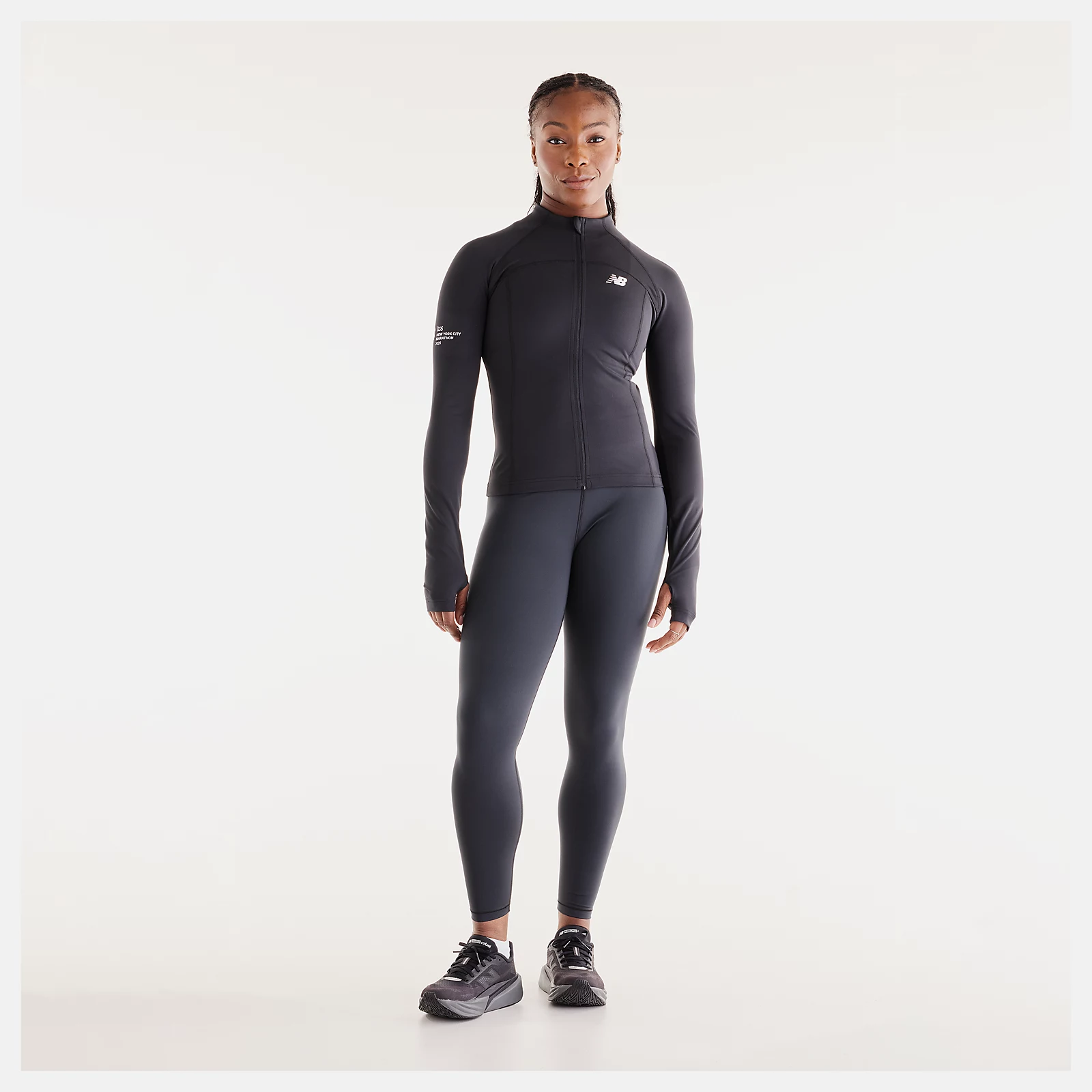 Isio-Maya is wearing size S and is 5'8"/172.72cm. Chest: 34"/86.36cm, Waist: 27.5"/69.85cm, Hips: 39"/99.06cm