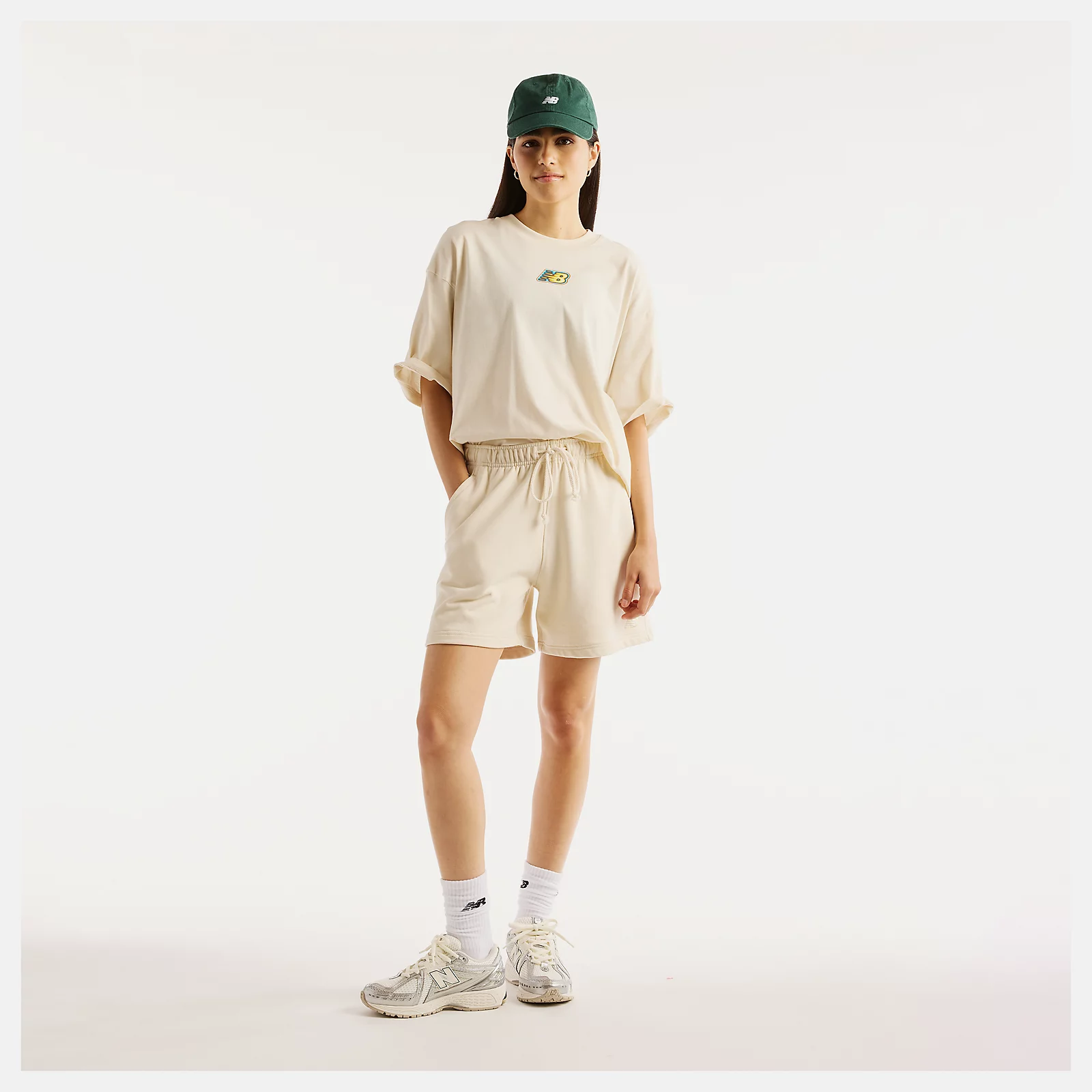 New Balance Sticker Pack Oversized T-Shirt, WT62P2R0LIN