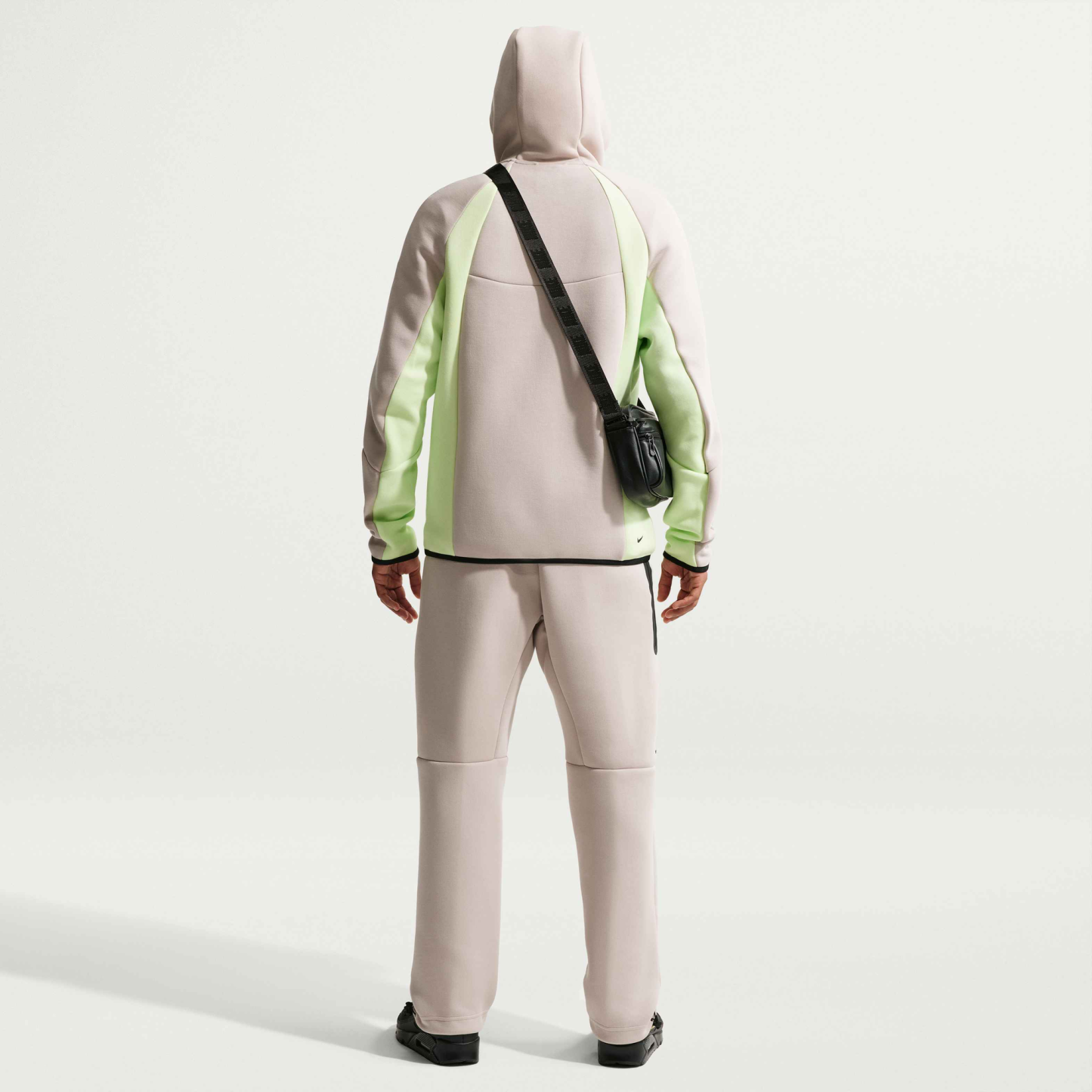 Nike Tech Men's Colour-Block Full-Zip Fleece Windrunner Jacket - Cream II/Light Liquid Lime/Black