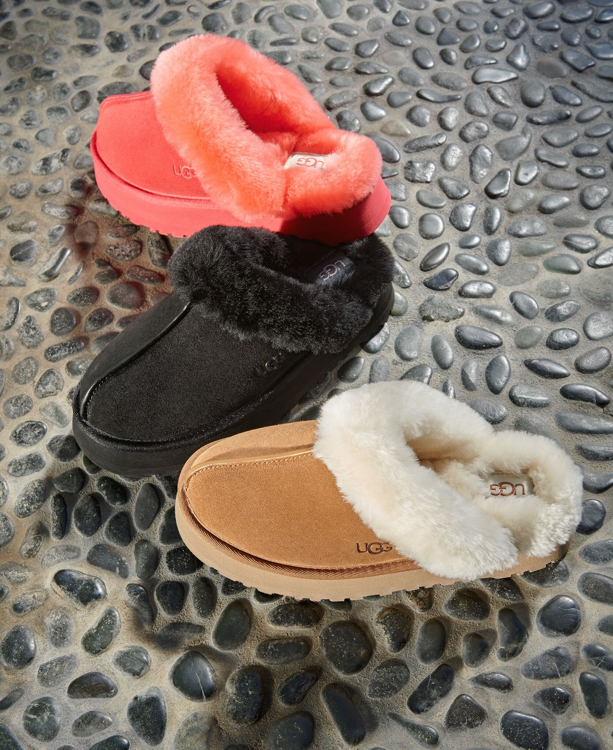 UGG® Women's Disquette Slip-On Clog Slippers - Chestnut