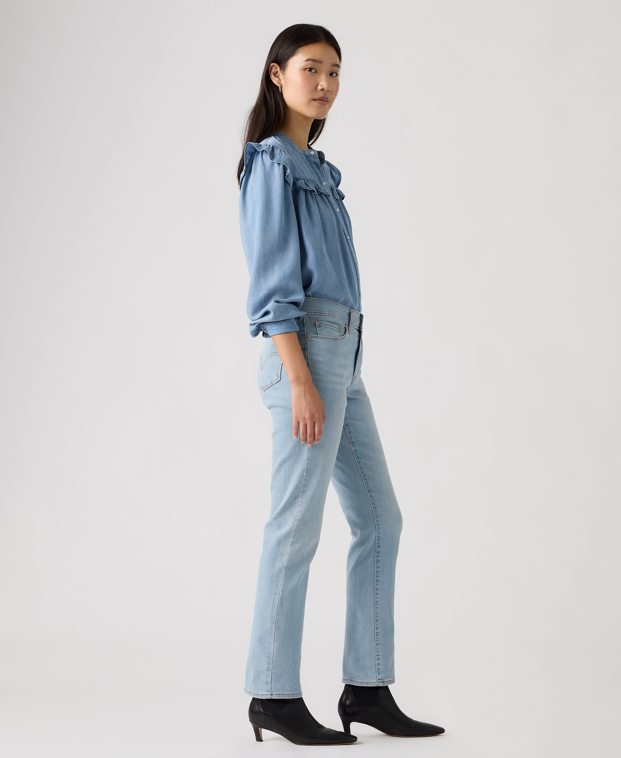 Levi's Women's Classic Mid-Rise Straight-Leg Jeans - Up And Away