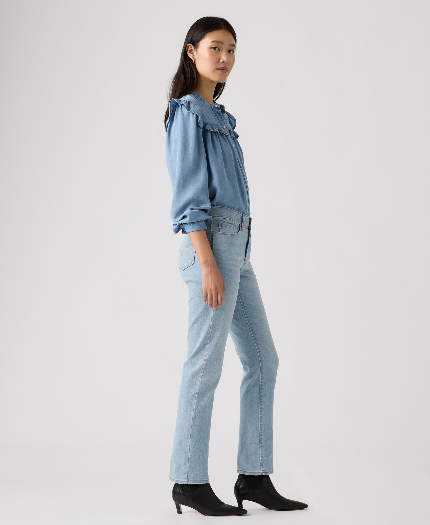 Levi's Women's Classic Mid-Rise Straight-Leg Jeans - Up And Away