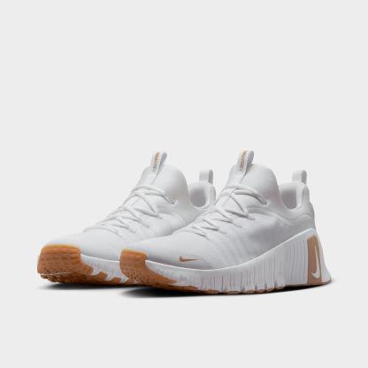 Men's Nithtke Free Metcon 6 Training Shoes - White/Gum Light Brown/Hemp - Both shoes facing left