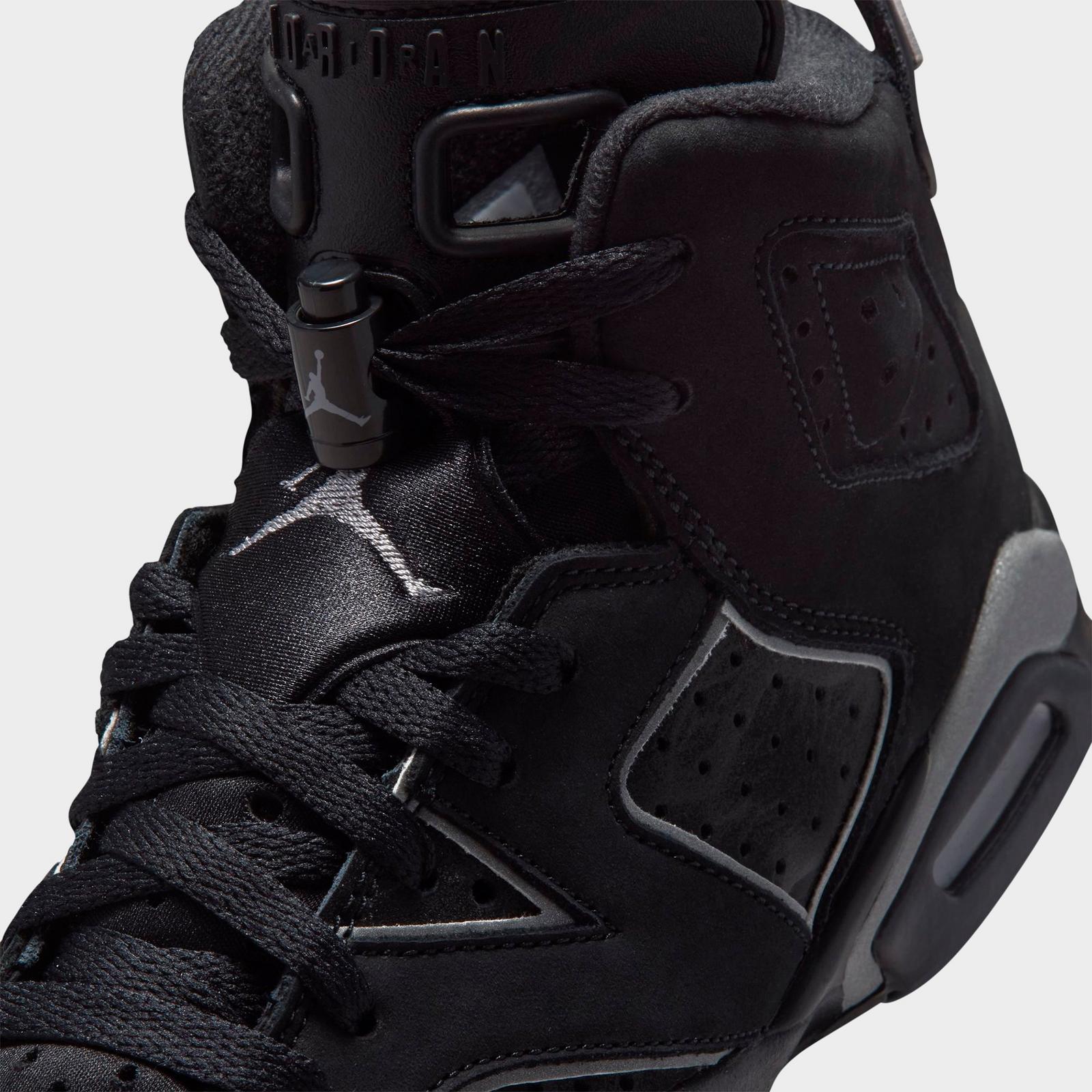 Big Kids' Air Jordan Retro 6 Basketball Shoes - Black/Reflect Silver/Black - view 3