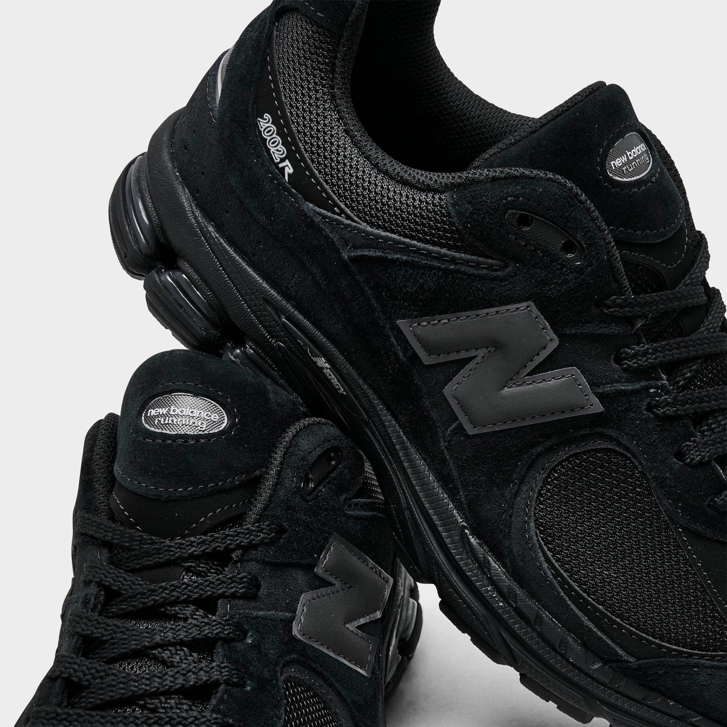 Men's New Balance 2002R Casual Shoes - Black/Magnet - view 3