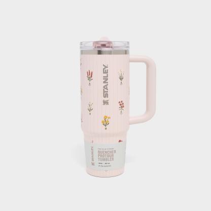 Stanley x Caitlin Clark Quencher ProTour Flip Straw Tumbler (30 oz) - Rose Quartz Bouquet