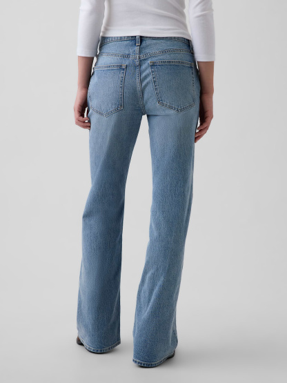 Mid Rise Relaxed Flare Jeans - Medium wash