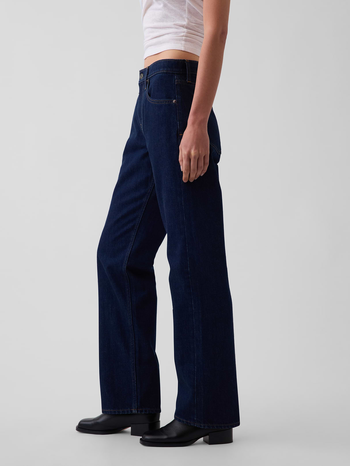 Mid Rise Straight Taper Jeans - Rinse wash