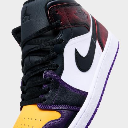 Men's Air Jordan Retro 1 Mid SE Casual Shoes - True Red/White/Court Purple/Black - view 3