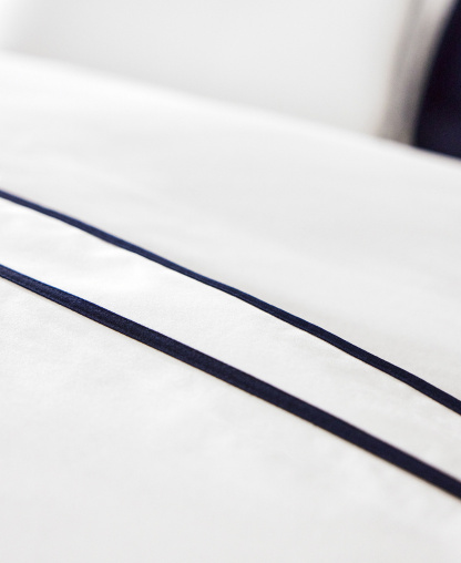 Lauren Ralph Lauren Spencer Sateen Border Duvet Cover, Full/Queen - White & Navy