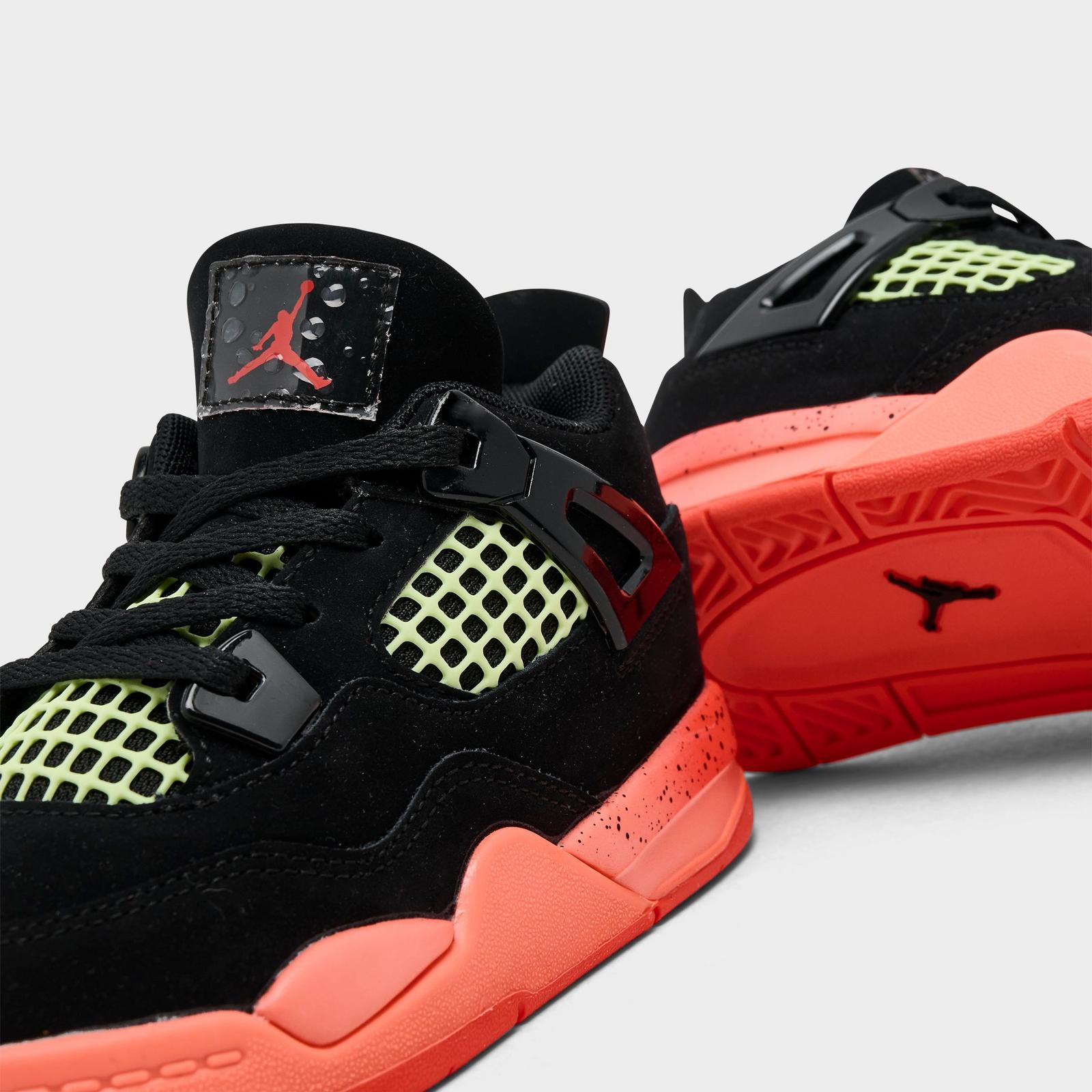 Kids' Toddler Air Jordan Retro 4 Basketball Shoes - Black/Infrared 23/Bright Mango - view 3
