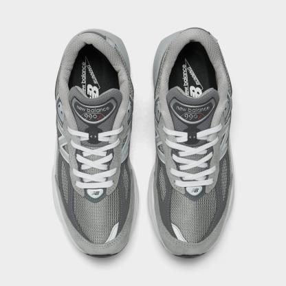 Women's New Balance Made in USA 990v6 Running Shoes - Grey/Grey - view 5