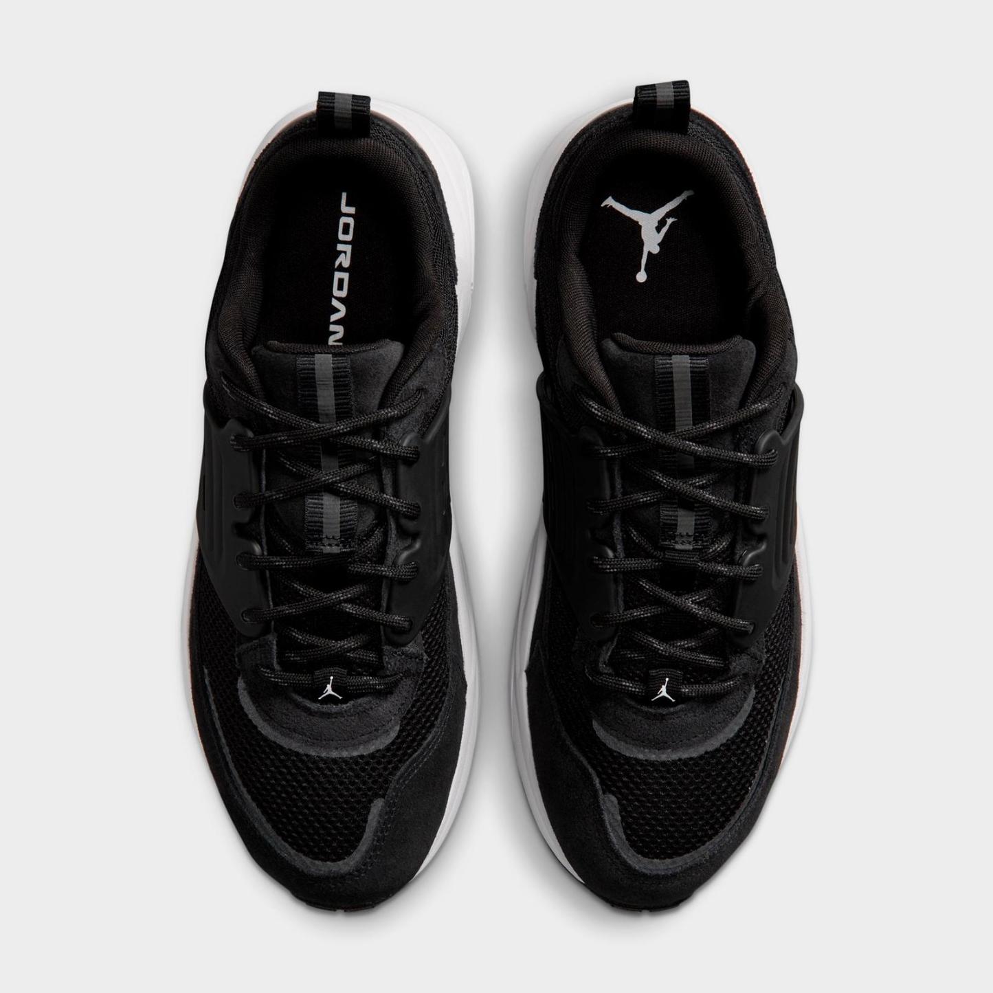Men's Jordan Trunner O/S Casual Shoes - Black/White - view 5