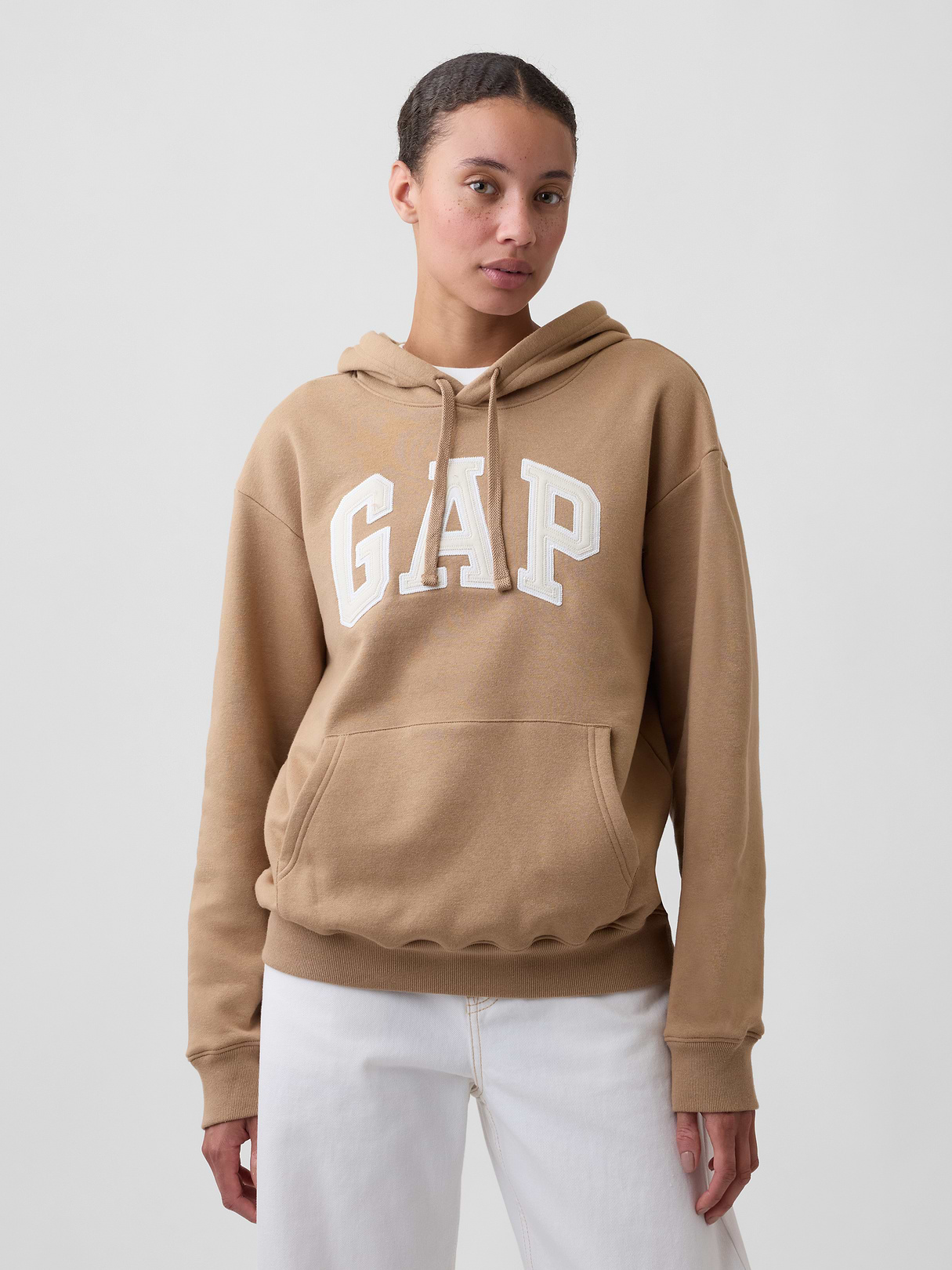 Relaxed Gap Logo Hoodie - Camel hair brown