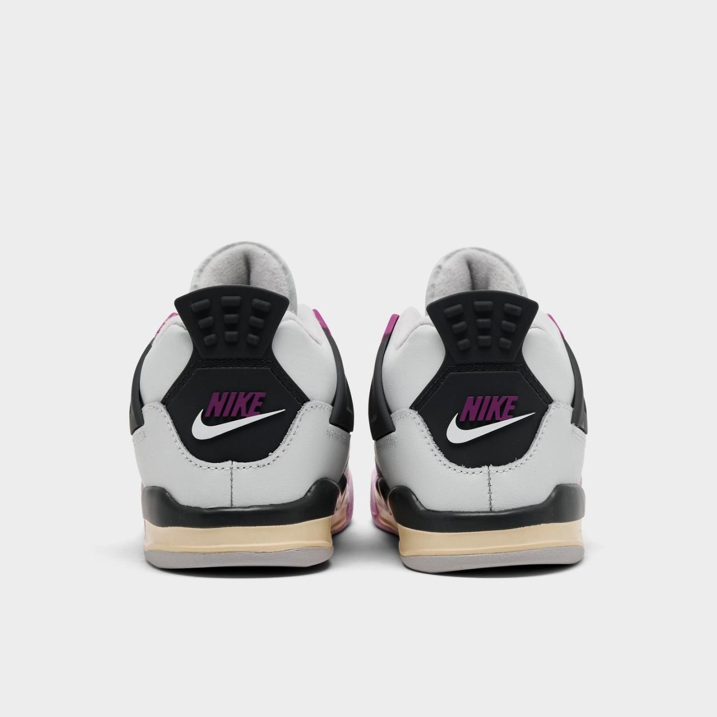 Kids' Toddler Air Jordan Retro 4 Basketball Shoes - Off White/Anthracite/Fire Pink - view 4