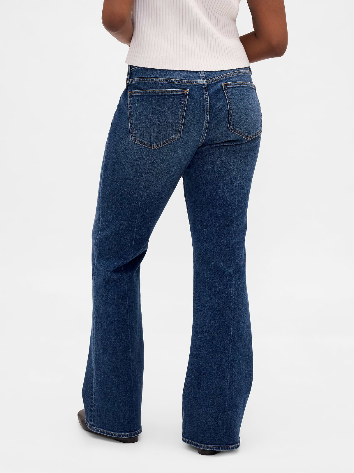 Low Rise Long & Lean Jeans - Medium wash