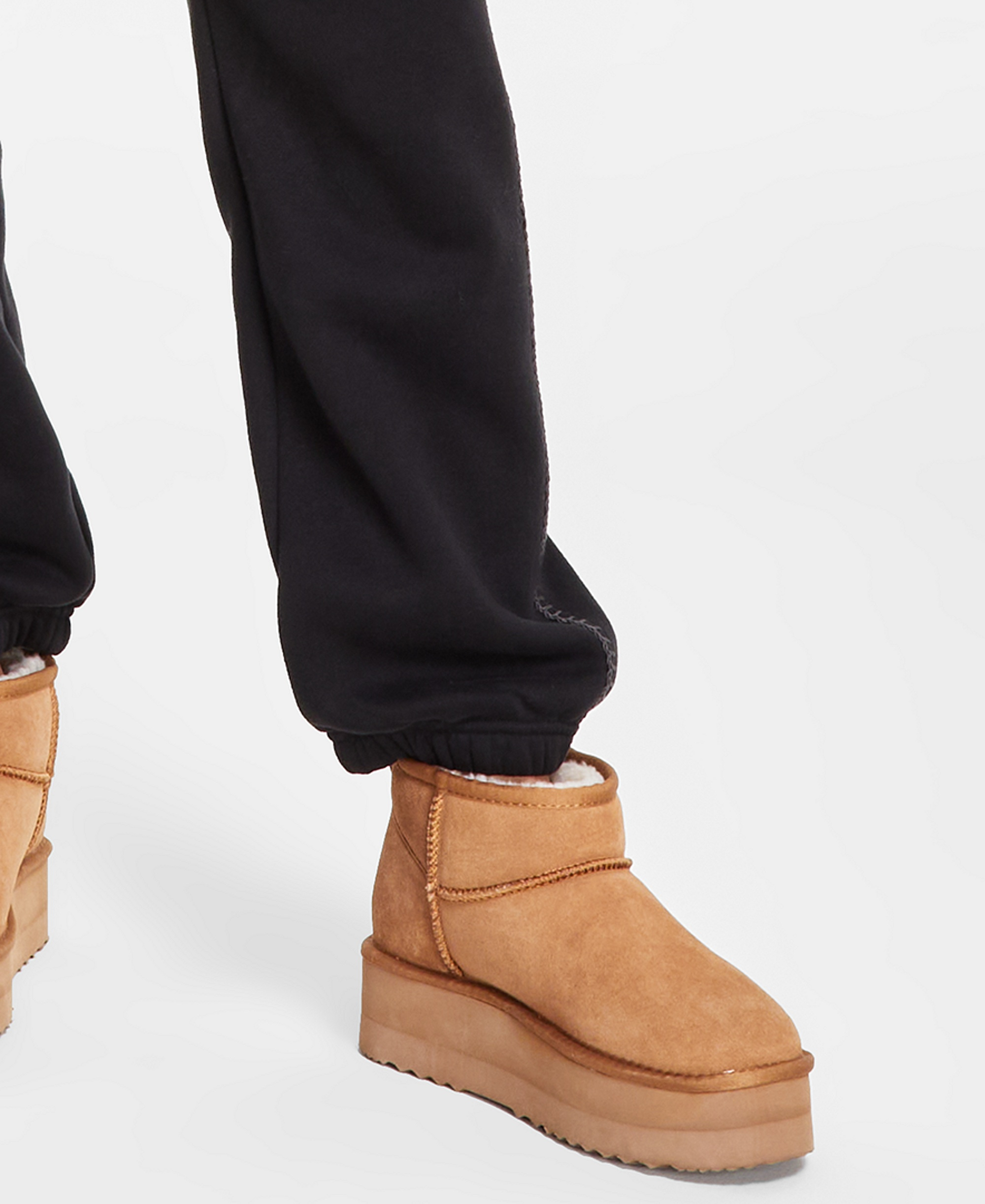 UGG® Women's Classic Fleece Sweatpants - Black