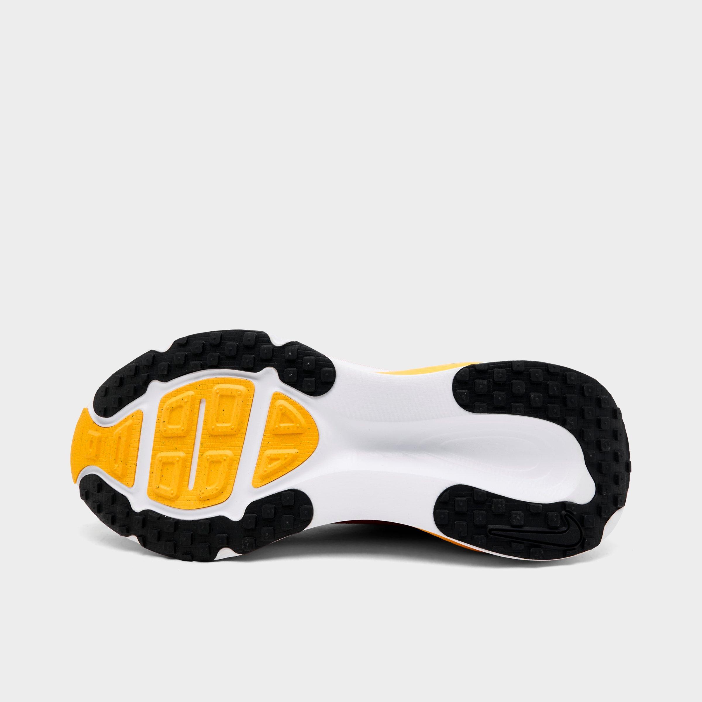 Men's Nithtke Vomero 18 Purdue Boilermakers Running Shoes - Part 1 - Team Crimson/University Gold/White - Bottom view