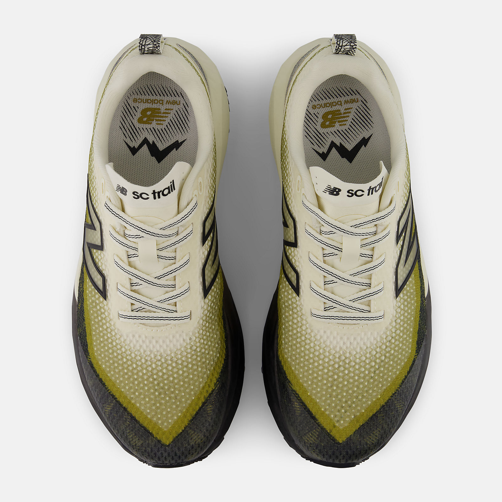 New Balance FuelCell SuperComp Trail v2, WTRX491