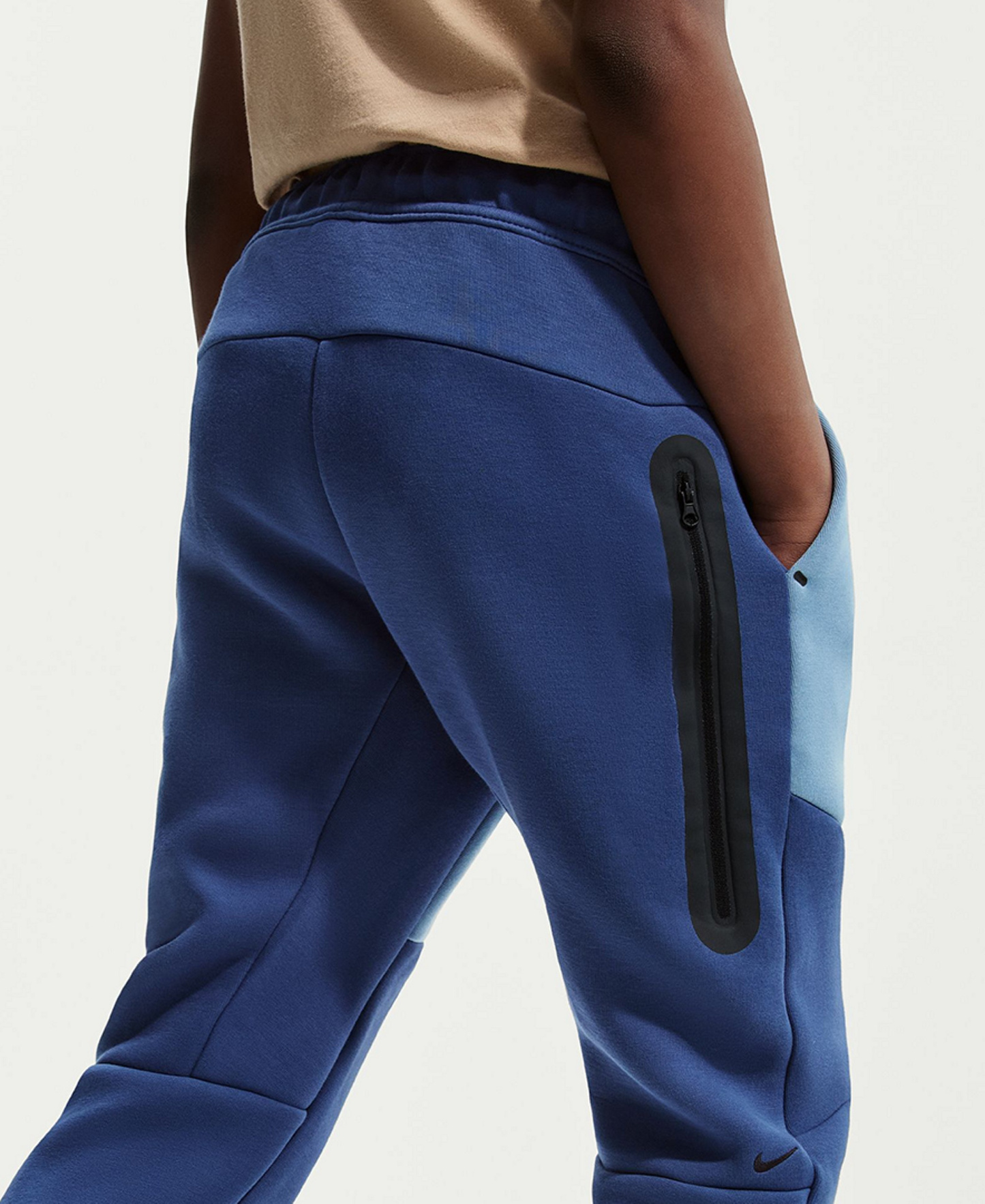 Nike Boys' and Girls' 7-20 Sportswear Tech Fleece Jogger Pants - Work Blue