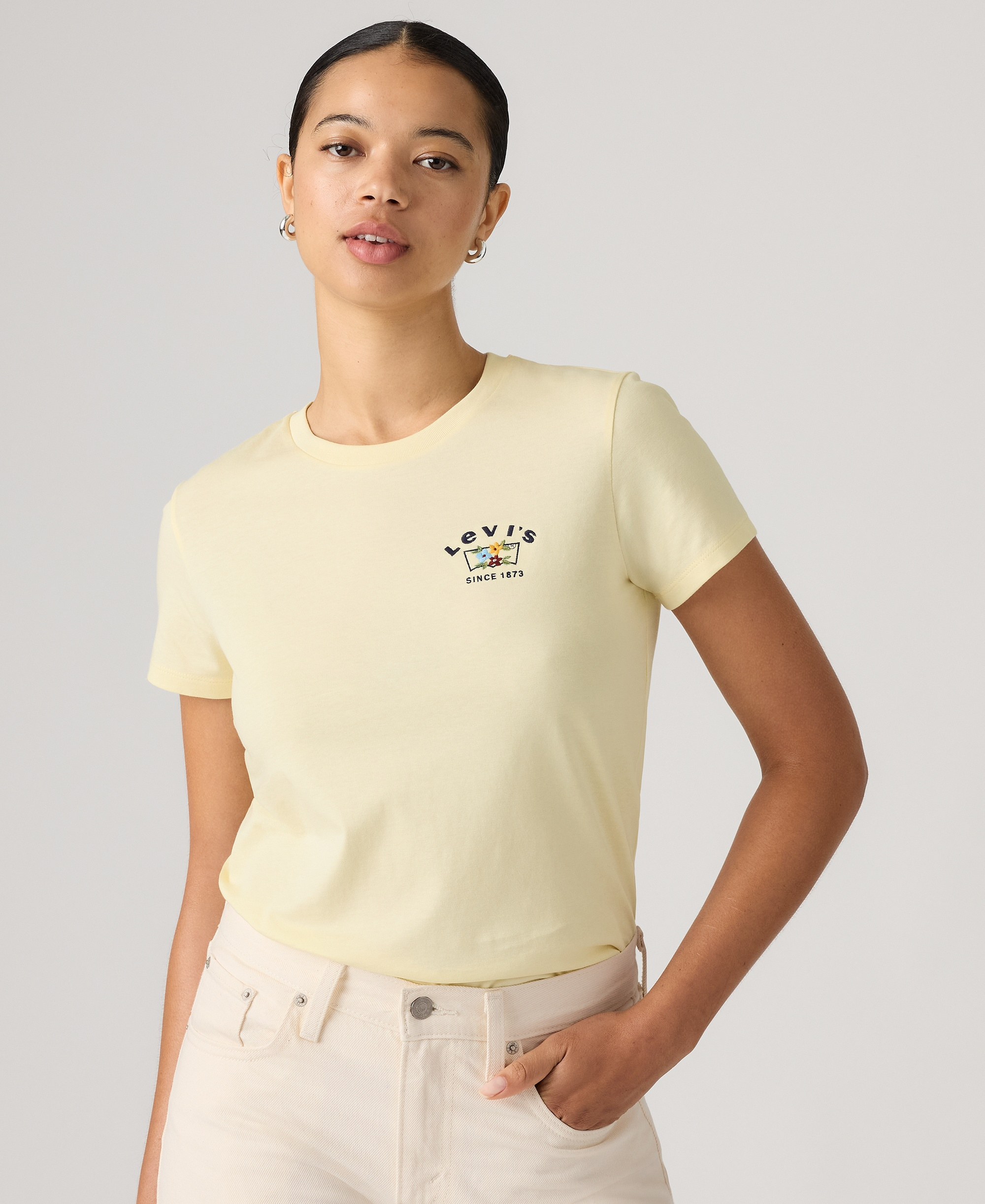Levi's Women's Perfect Graphic Logo Cotton T-Shirt - Runa Bw Embroidery Pear Sorbet