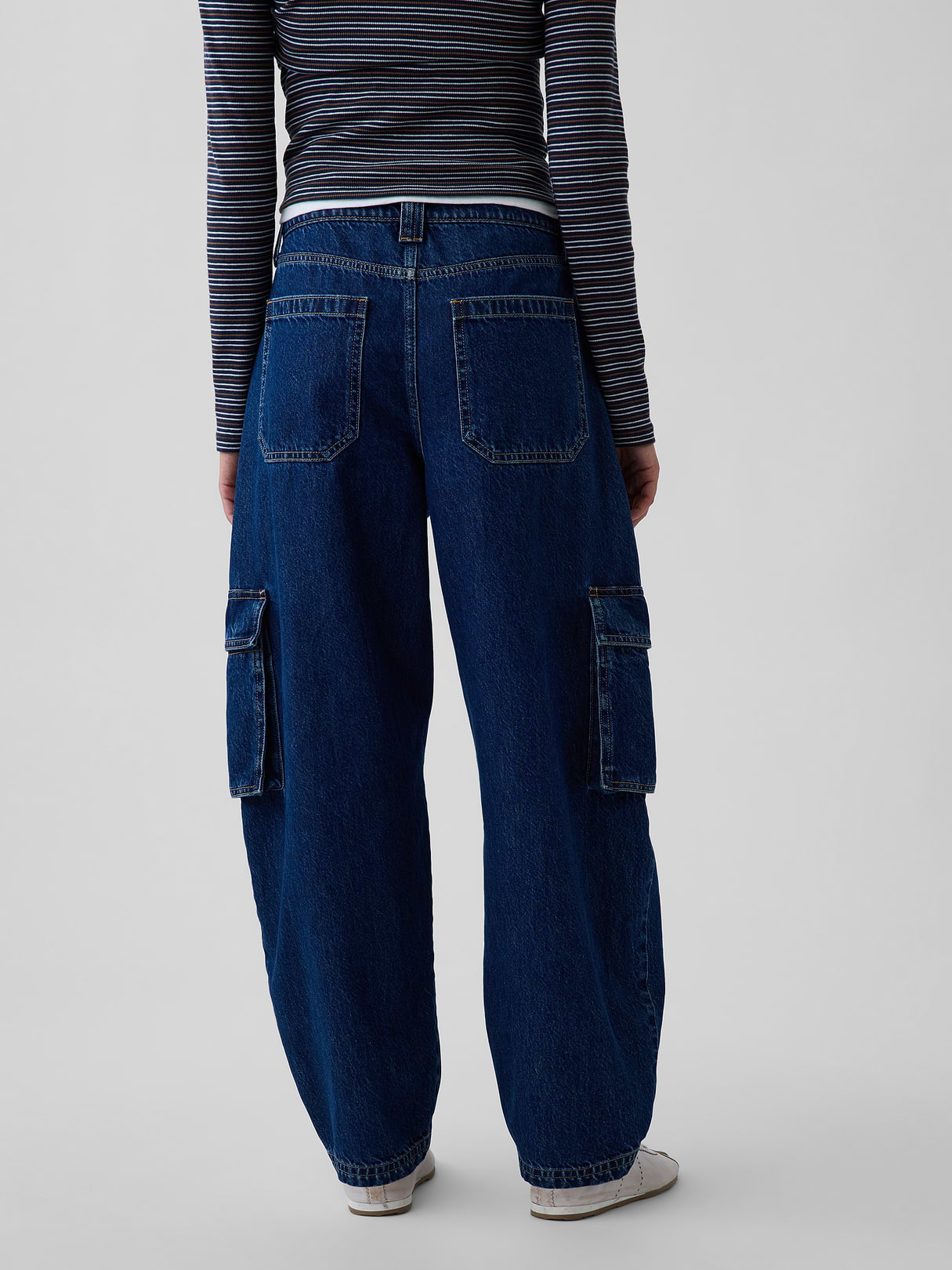 High Rise Barrel Cargo Jeans - Dark wash