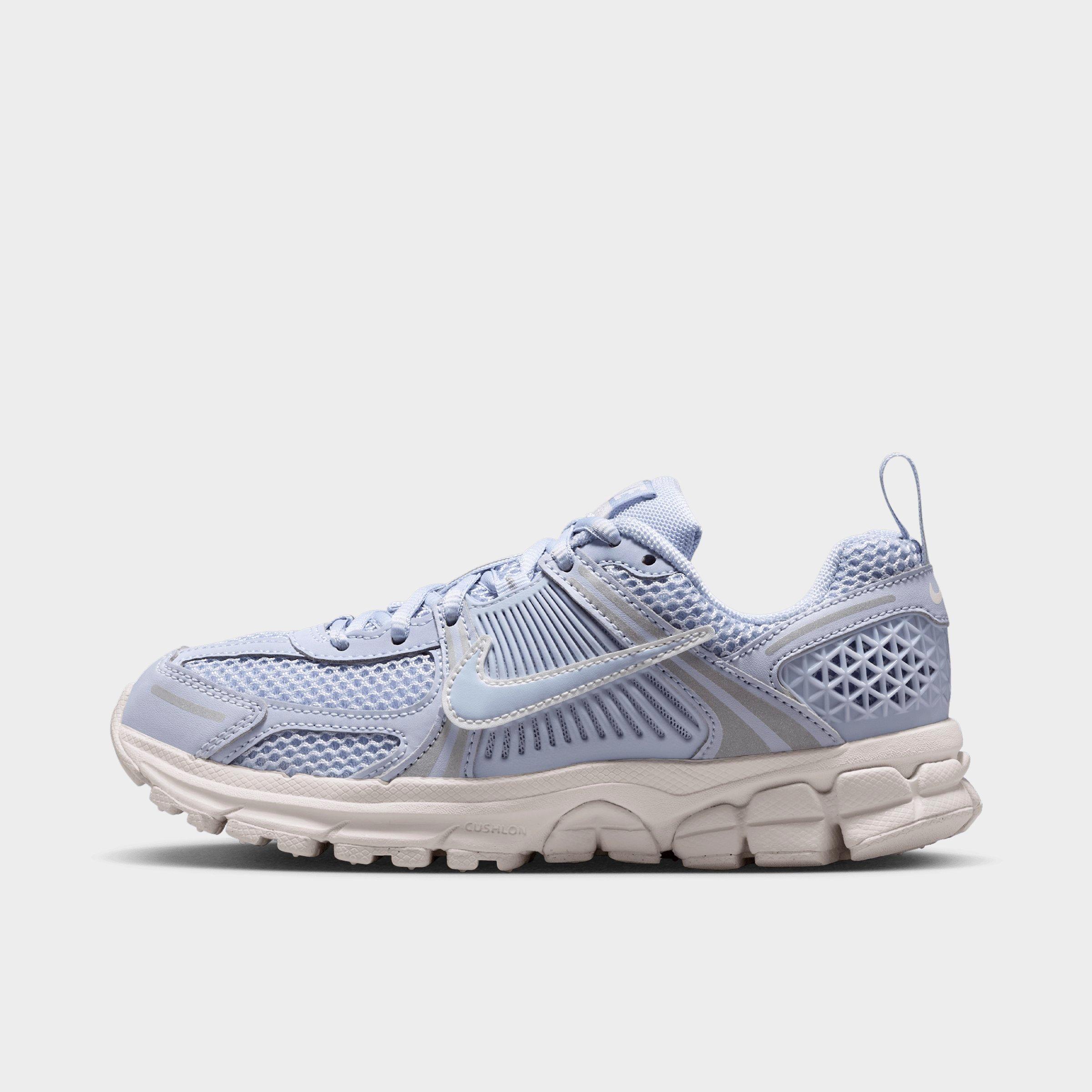 Big Kids' Nithtke Vomero 5 Casual Shoes - Part 1 - Ghost/Summit White/Platinum Tint/Ghost - Left shoe facing left. Outside of the shoe.