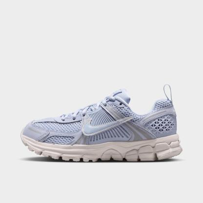 Big Kids' Nithtke Vomero 5 Casual Shoes - Part 1 - Ghost/Summit White/Platinum Tint/Ghost - Left shoe facing left. Outside of the shoe.