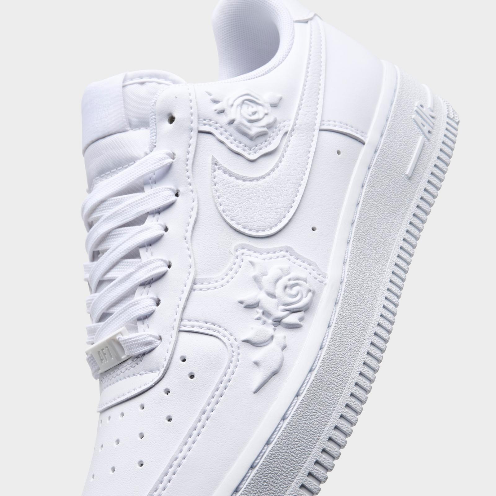 Women's Nike Air Force 1 '07 SE Casual Shoes - White/Black