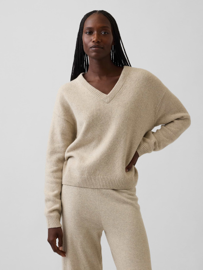 CashSoft Oversized V-Neck Sweater - Cobblestone beige